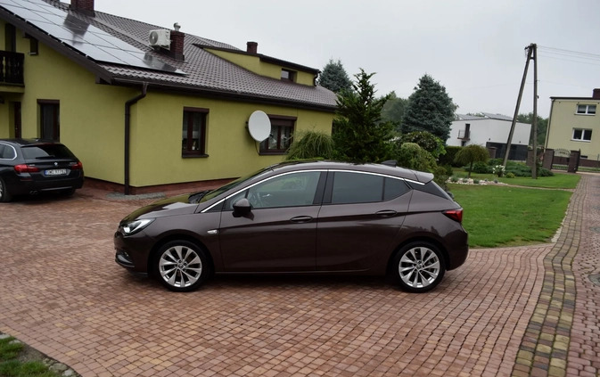 Opel Astra cena 46900 przebieg: 184300, rok produkcji 2016 z Góra małe 172